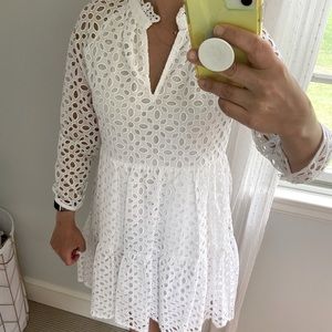 J.crew XS adorable eyelet dress. Worn 2x. In perfect condition!